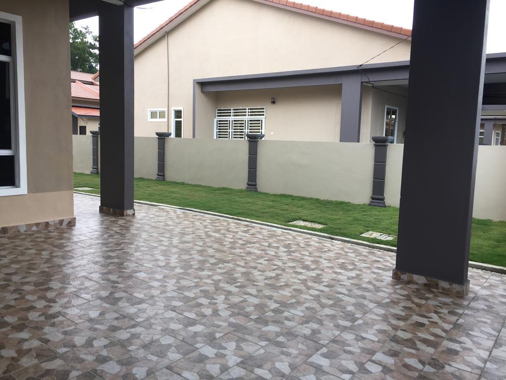Ana Guest House Jalan Airport Kuantan Exterior photo