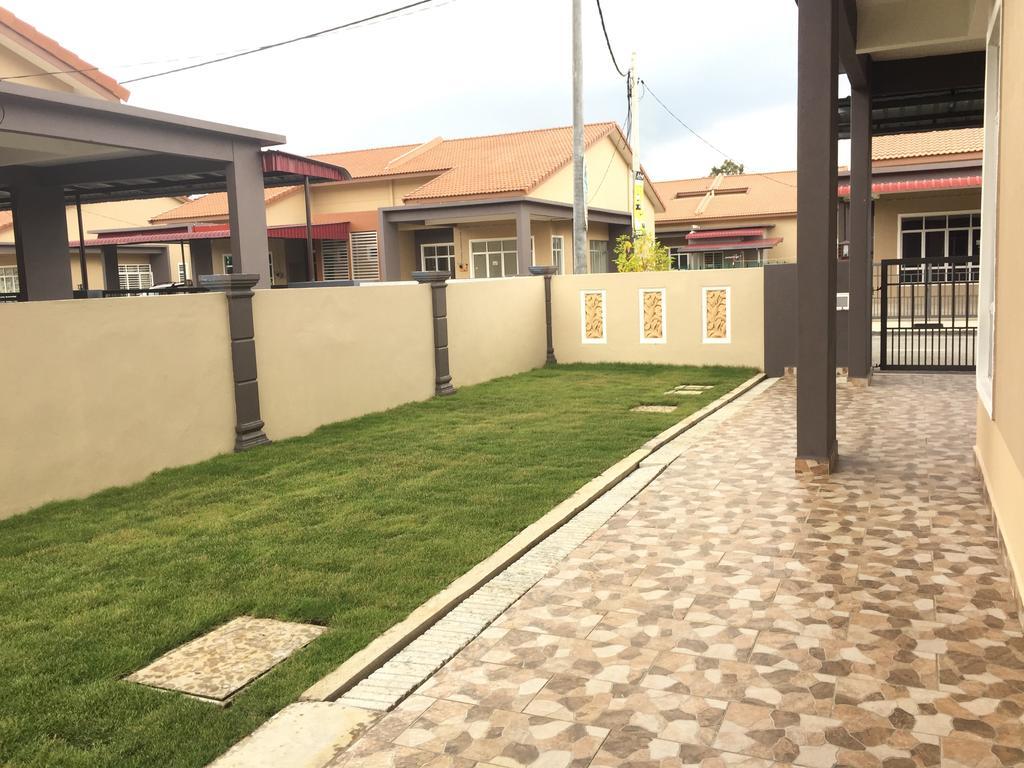 Ana Guest House Jalan Airport Kuantan Exterior photo