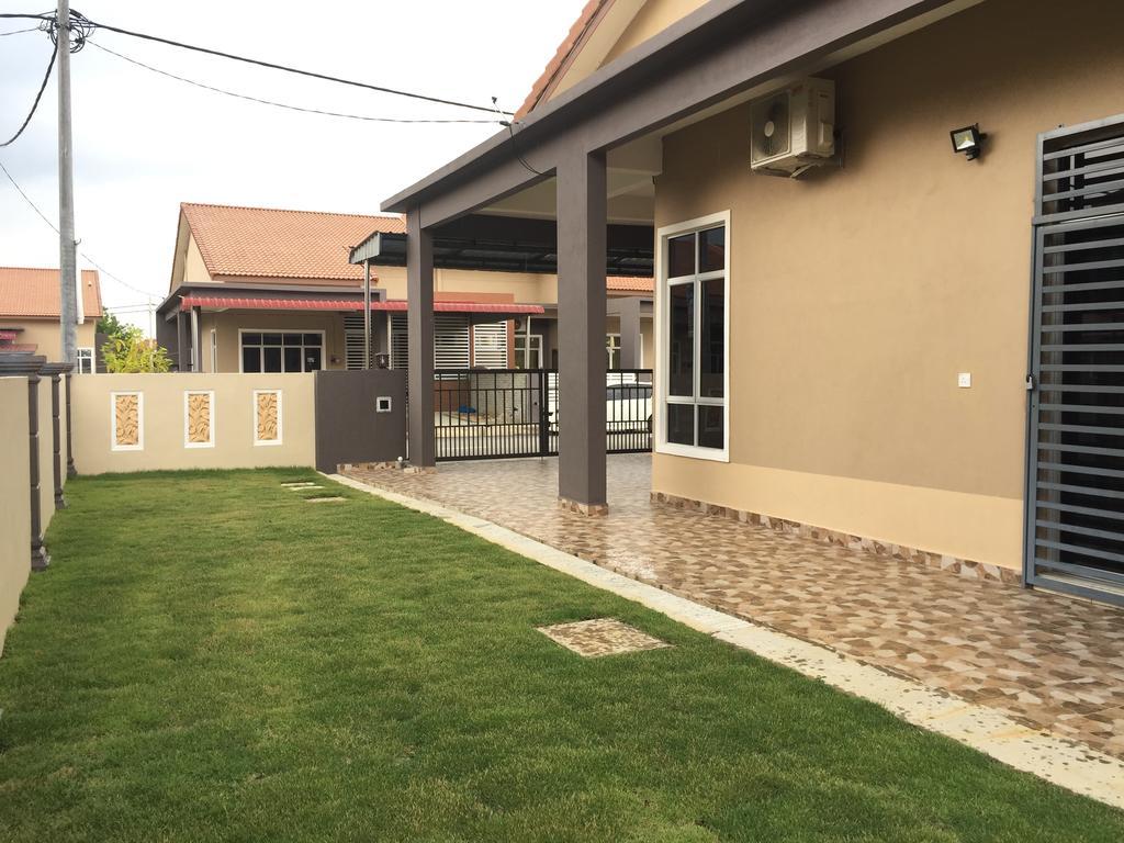 Ana Guest House Jalan Airport Kuantan Exterior photo
