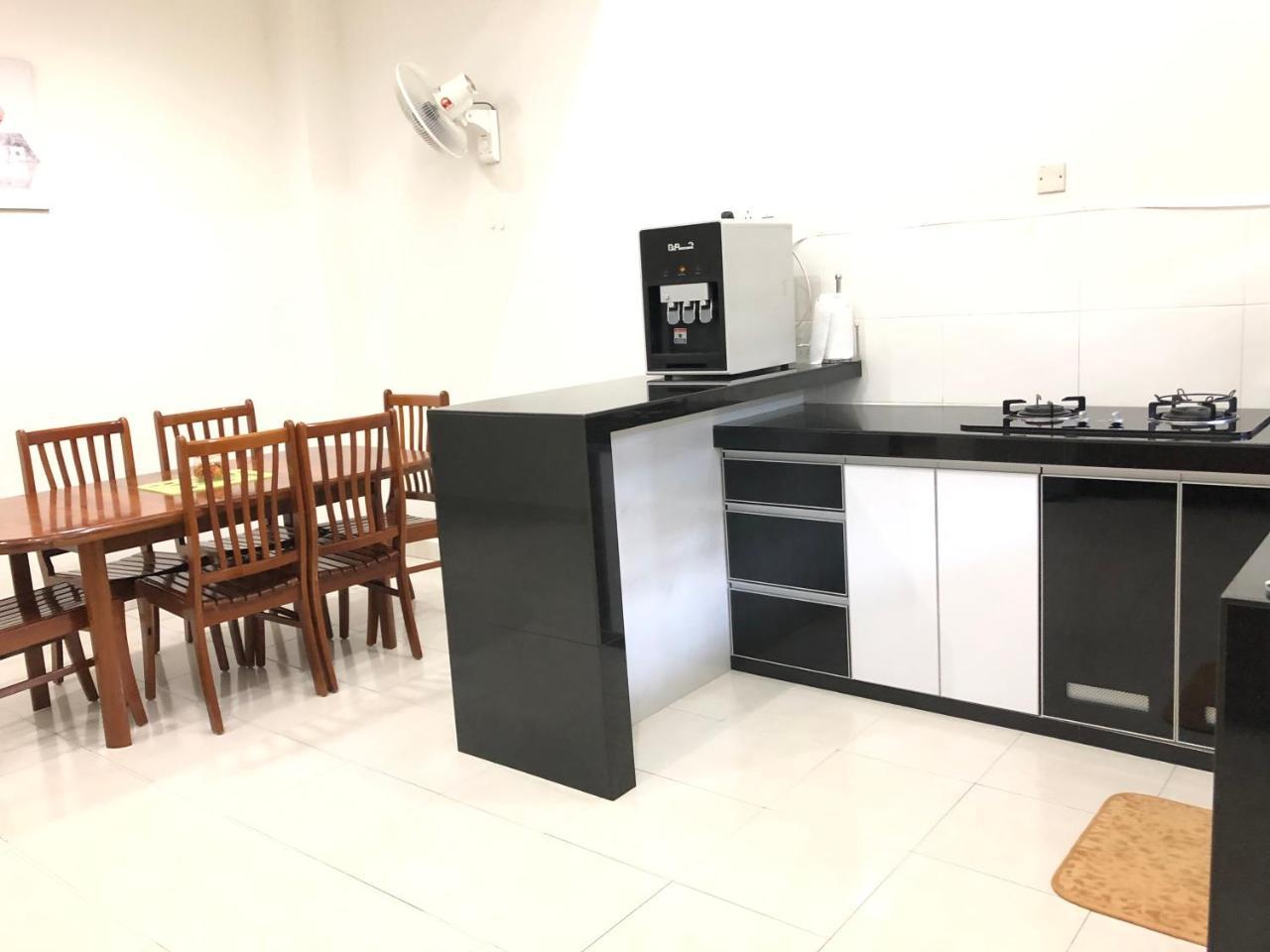 Ana Guest House Jalan Airport Kuantan Exterior photo
